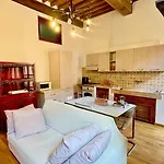Apartment La Fiorita - Manu Maison Parma
