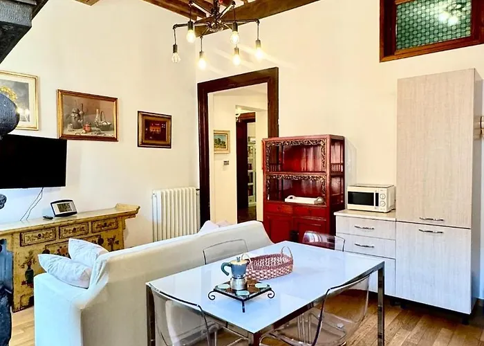 Apartment La Fiorita - Manu Maison Parma